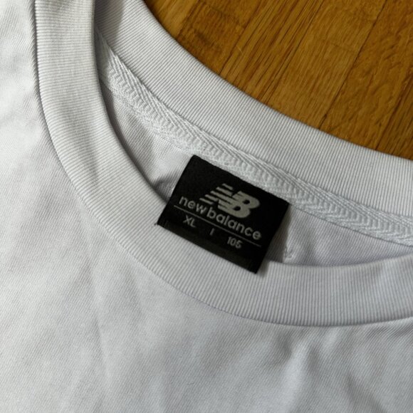 New Balance Heritage Classic Logo T-Shirt White XL - Picture 3 of 5
